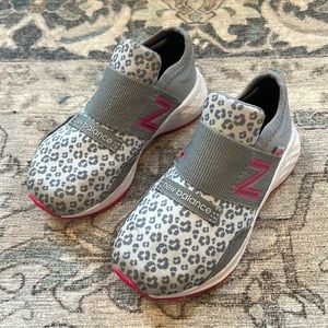Girls new balance toddler sneaker